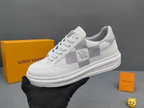 LV Mens Código 0410D20 Tamaño 3944 384546 tamaño no es reembolsable