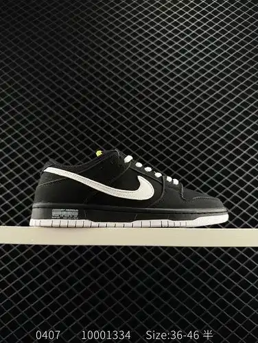 Nike Dunk SB Low " White Hole 2.0"  Nike SB Low cut White Hole 2.0 Unisex Trendy V
