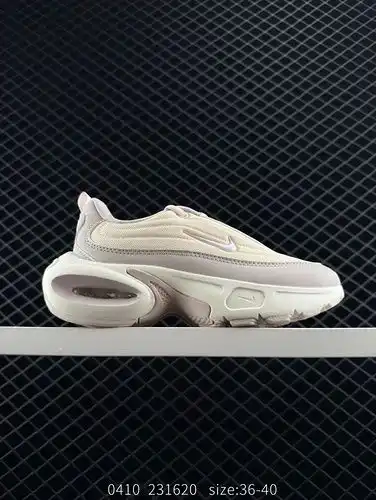 True label ✅ The Nike Air Max Portal is a comfortable, versatile, non slip, durable, low cut casual 