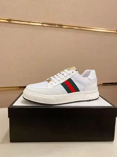 Gucci Mens Edition Código 0406B40 Talla 3844