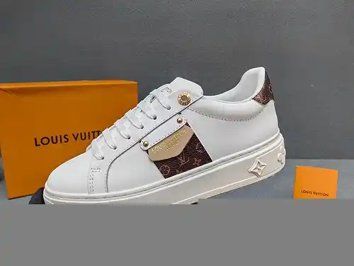 LV Código femenino 0410C40 Tamaño femenino 3540 344041 Hombres personalizados