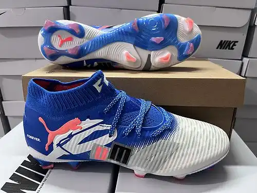 Arrival 39-45) Puma FUTURE 8 ULTIMATE FG/AG 39-45
