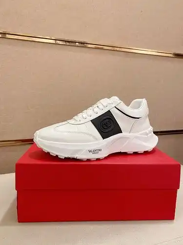 Valentino Mens Edition Código 0406B Tamaño 3944 Personalizable 45 no reembolsable