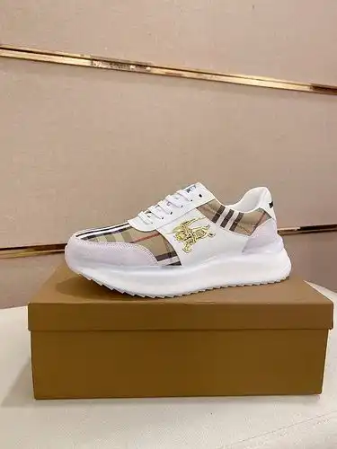 Burberry Mens Edition Código 0407B60 Talla 3844 Personalizable 45 no reembolsable