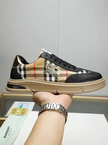 Burberry Mens Edition Código 0409B30 Talla 3844 Talla personalizable 45 no reembolsable