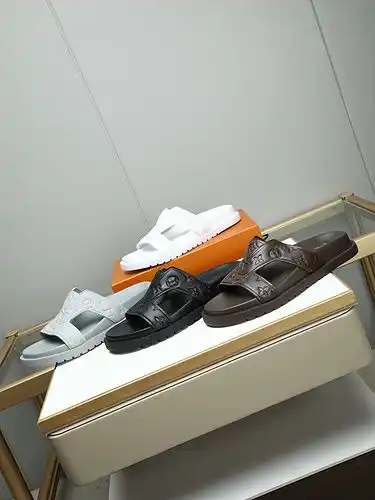 LV Mens Código 0409B10 Tamaño 3844 Tamaño personalizable 45 no reembolsable