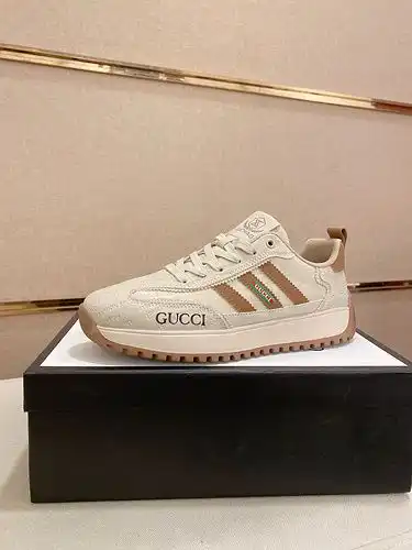 Gucci Mens Edition Código 0407B60 Talla 3844