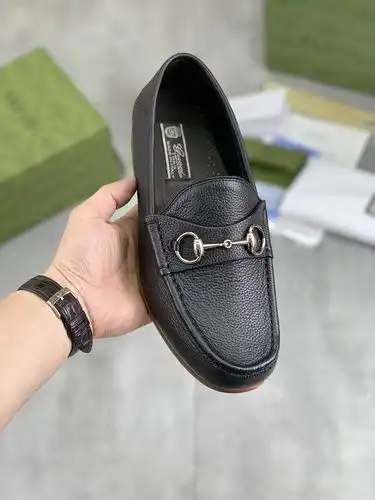 Gucci Mens Edition Código 0413C00 Talla 3844