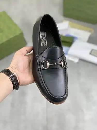Gucci Mens Edition Código 0413C00 Talla 3844