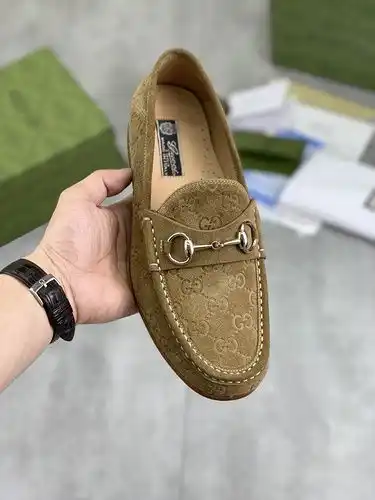 Gucci Mens Edition Código 0413C00 Talla 3844