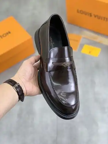 LV Hombre Código 0413B90 Tamaño 3944 38 45 personalizado