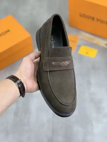 LV Hombre Código 0413B90 Tamaño 3944 38 45 personalizado