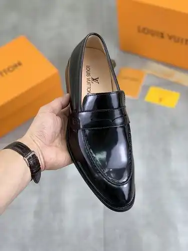 LV Mens Código 0413B Tamaño 3944 38 45 personalizado
