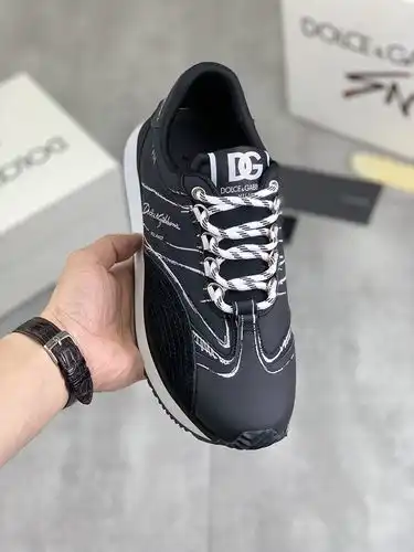 DG Hombre Código 0413C20 Tamaño 3844 45 46 personalizado