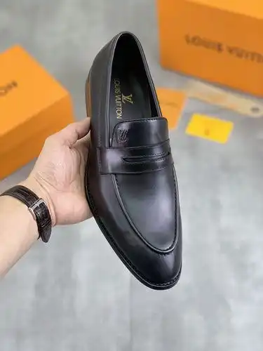 LV Mens Código 0413B Tamaño 3944 38 45 personalizado