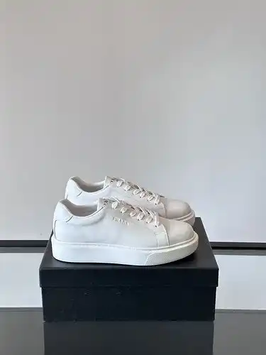 Prada Mens Edición Código 0416C50 Tamaño 3944 38 45 Personalizado