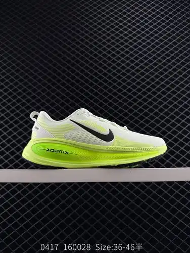 ✅ The Nike VOMERO 18 is a comfortable, shock-absorbing, non slip low top running shoe with a full-le