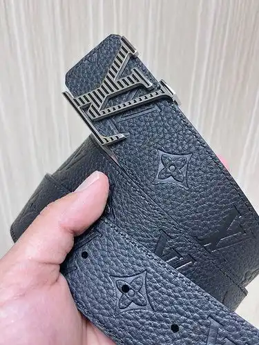 LOUIS VUITTON cinturón al por mayor LV Louis Vuitton cinturón para hombres al por mayor material de 