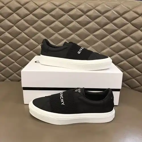 Givenchy Mens Edition Código 0416B40 Talla 3844