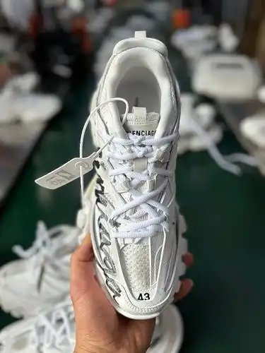 VG versión Balenciaga 30 tercera generación concepto de zapatos al aire libre sin luces BALENCIAGA T