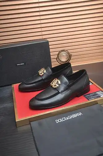 DG Hombre Código 0419C Tamaño 3844 45 personalizado