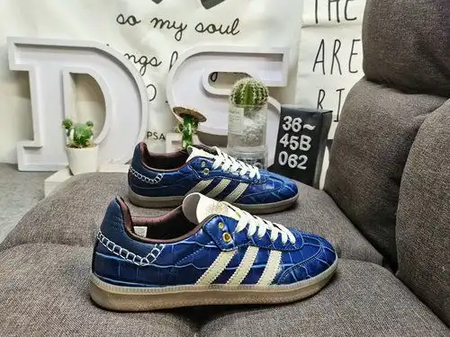062Adidas WB SAMBA JH9825: The classic Originals in recent years are made of genuine suede leather, 