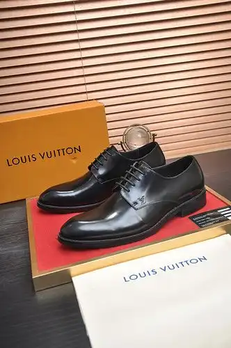 LV Mens Código 0419B Tamaño 3844 45 personalizado