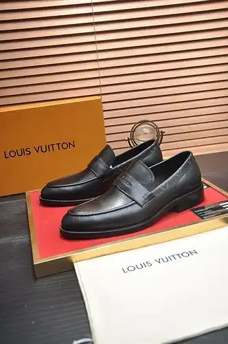 LV Hombre Código 0419B90 Tamaño 3844 45 personalizado