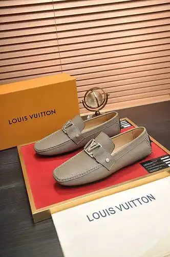 LV Código Hombre 0419B40 Talla 3844