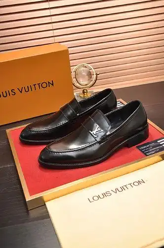 LV Mens Código 0419B60 Tamaño 3844 45 personalizado