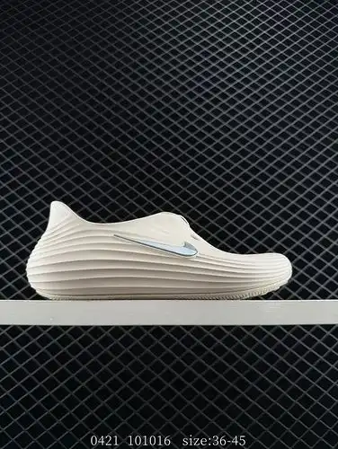 ✅ The Nike ReactX REJUVEN8 Nike Simple and Comfortable Hole Shoes are made of EVA foam that is both 