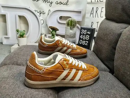 062Adidas WB SAMBA JH9826's classic Originals in recent years are made of genuine suede leather, fea