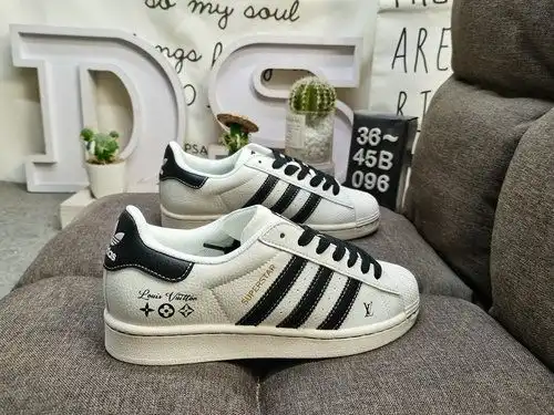 096D Adidas Three Leaf Clover Originals Superstar JY8902 Shell Head Classic Versatile Leisure Sports