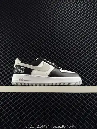 NlKE AIR FORCE 1 LOW SPLV co branded Air Force No.1 low top versatile casual sports board shoes. The