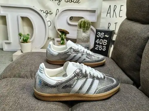 253DAdidas SAMBA OG JR0035's classic Originals in recent years are made of genuine suede leather, fe