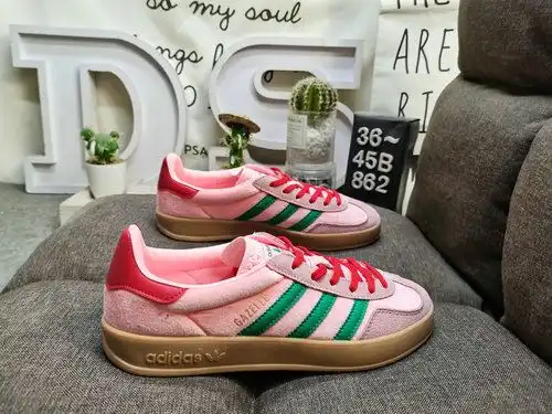862D Adidas Gazelle Indoor JI2713 casual, wear-resistant, lightweight, low top board shoes. This Adi