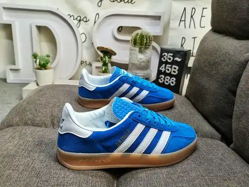 386D Adidas Gazelle Indoor JI2061 casual, wear-resistant, lightweight, low top board shoes. This Adi