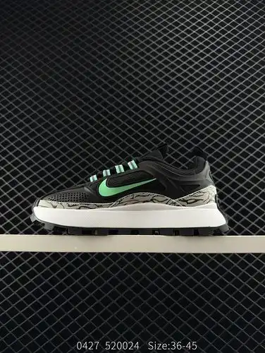 The Nike REACTX PEGASUS TRAIL 2026 off-road running shoe combines a speedy appearance with a stable 