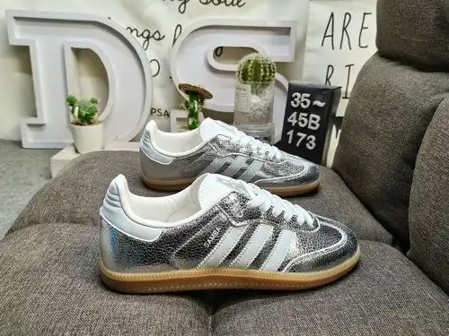 173DAdidas SAMBA OG JR0035's classic Originals in recent years are made of genuine suede leather, fe