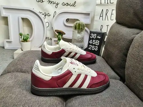 253DAdidas SAMBA OG JI3216's classic Originals in recent years are made of genuine suede leather, fe