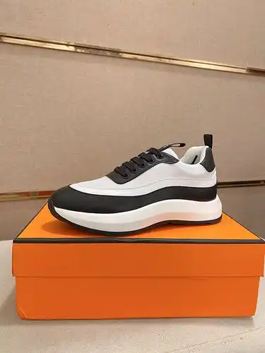 Hermes Mens Edición Código 0426B60 Tamaño 3844