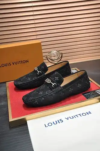 LV Código Hombre 0419B40 Talla 3844