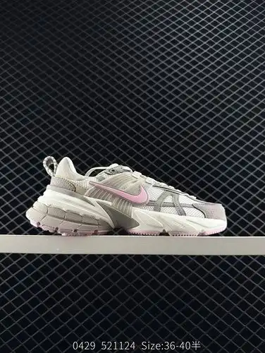 The Nike V2K Run gray powder shock-absorbing and anti slip retro low cut casual dad running shoes ar