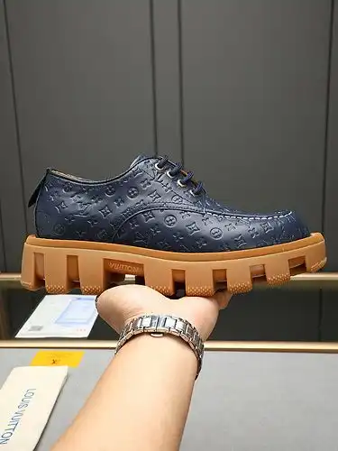 LV Hombre Código 0423C50 Tamaño 3944 45 46 personalizado