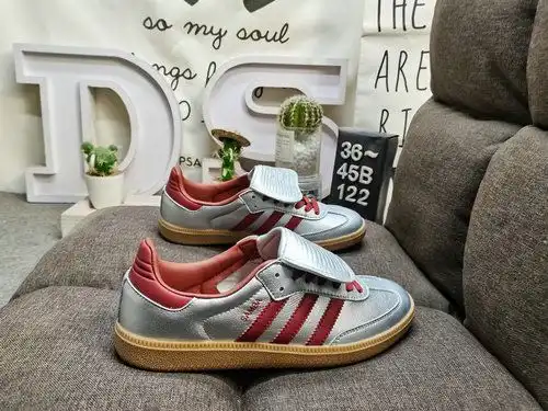 122DAdidas SAMBA LG M JH57's classic Originals in recent years feature original suede leather produc