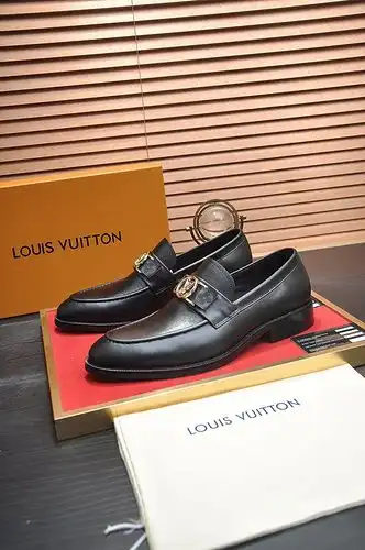 LV Hombre Código 0419B90 Tamaño 3844 45 personalizado