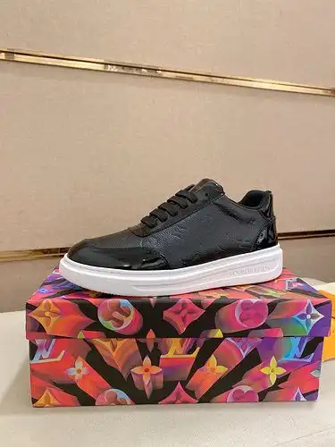 LV Código Hombre 0426C00 Talla 3844
