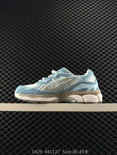 ASICSASICS GELNYC 2055 superior de malla transpirable con un poco de material de cuero sintético uti