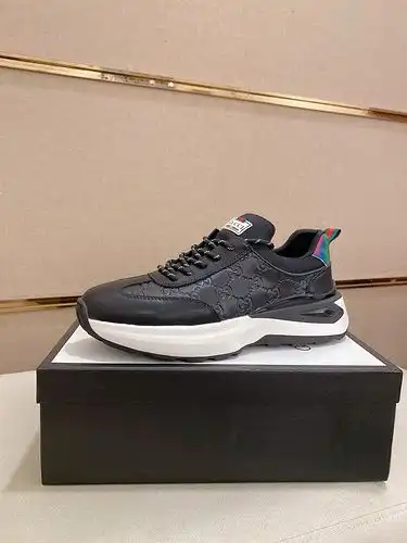 Gucci Mens Edición Código 0426B60 Tamaño 3844 Personalizable 45