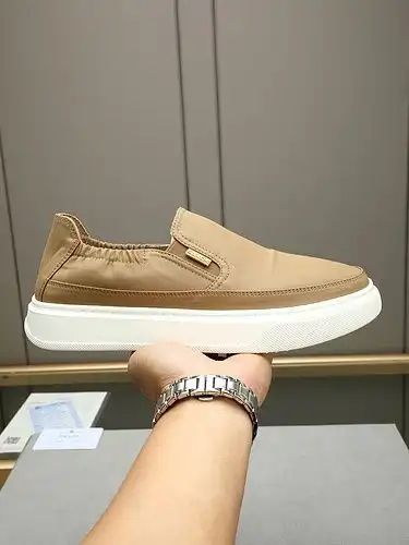 Prada Mens Edición Código 0423B30 Tamaño 3844 45 Personalizado